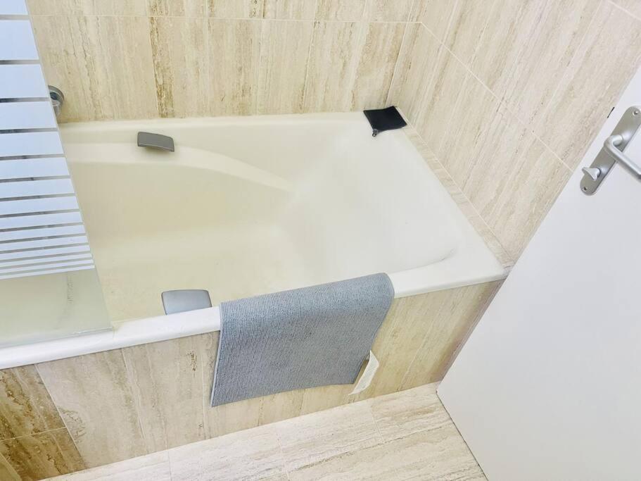 Appartement Place Verdun - Tours Exteriör bild